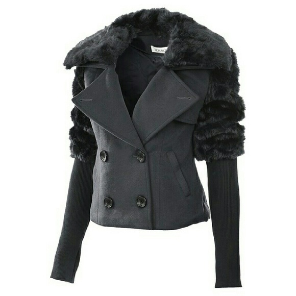 Jackets & Blazers - NWT Faux Fur Collar Double Breasted Jacket